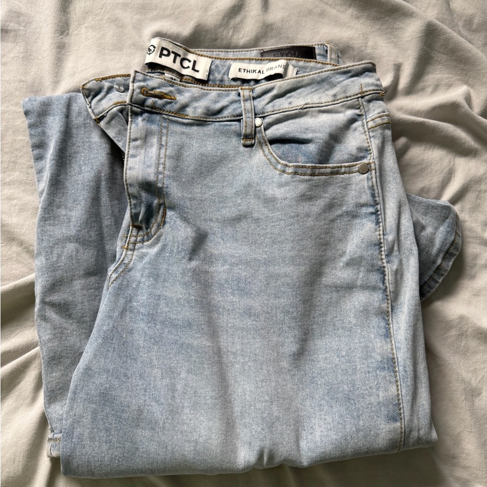 Light wash low rise jeans